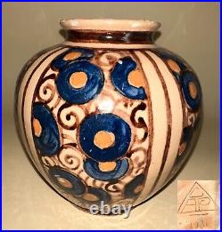 Vase époque Art Déco en grès AP 1931 signature à identifier