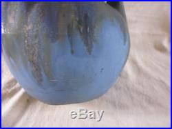 Vase grès émaillé flammé bleu à 3 ailettes Gilbert Metenier Art Déco années 30