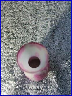 Vase miniature art deco en pate de verre signe RICHARD