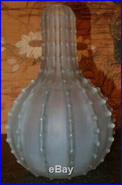 Vase opalescent René Lalique Le Dentelé 1912