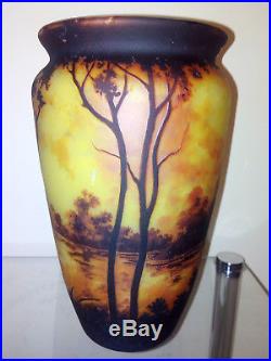 Vase pate de verre art deco signé DUQUERSIL Paris gravé acide Gallé Muller Daum
