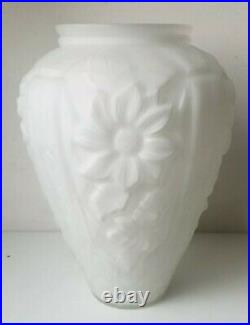 Vase verre blanc Art deco MADE IN FRANCE fleurs dessins géométriques no lalique
