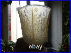 Vase verre opalescent Edmond ETLING modèle Mimosa art déco