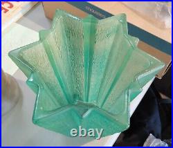 Vase verre pressé moulé d'époque art déco attribué au sculpteur d'Avens