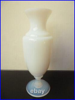Vintage MCM FRENCH SEVRES opalescent Art Déco vase cristal d'opal LALIQUE SABINO